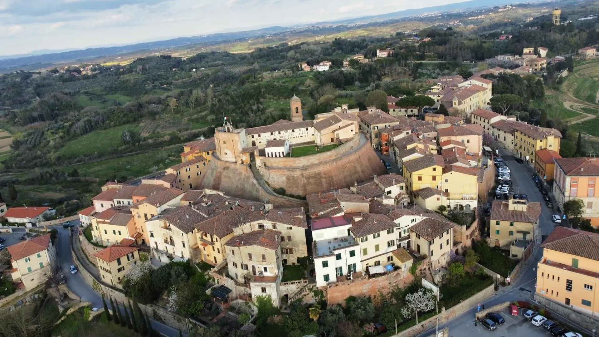 LariCasa Meridiana - Charming Tuscan Farmhouse With Breathtaking Views别墅 别墅